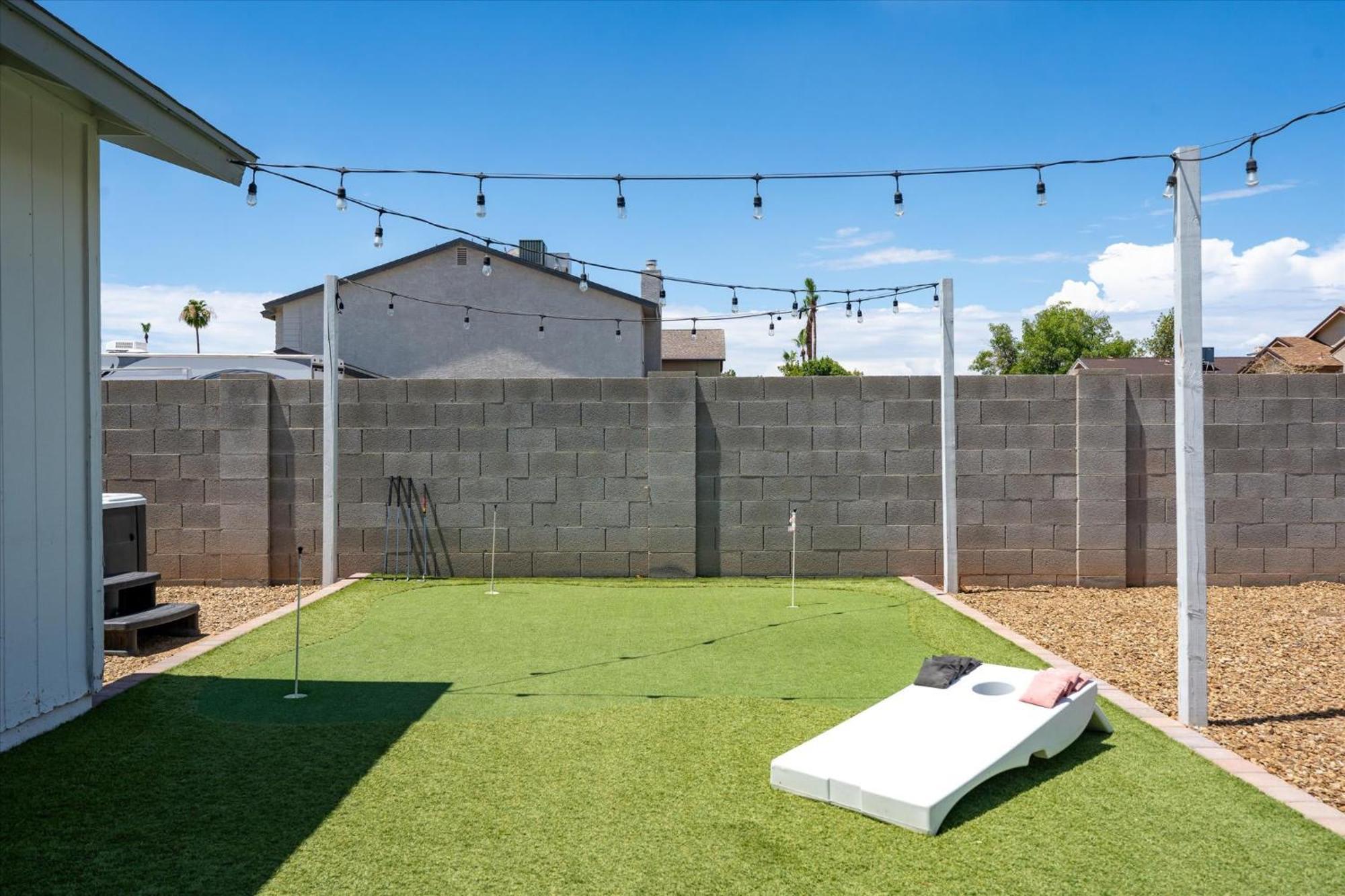 Mini Golf Fire Pit Pool Game Room Chandler Bagian luar foto