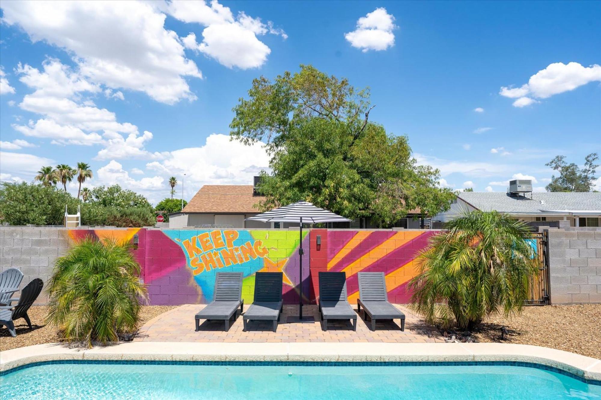 Mini Golf Fire Pit Pool Game Room Chandler Bagian luar foto